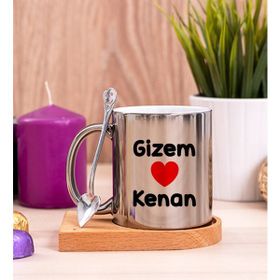 Hediye Dükkanı Kişiye Özel Sevgililere Özel Isim Yazılı Ahşap Altlıklı Kaşıklı Silver Kupa Bardak