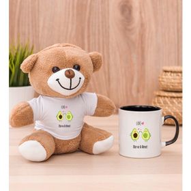 Hediye Dükkanı Kişiye Özel Sevimli Avokado Desenli Siyah Kupa Bardak ve Peluş Ayıcık Seti