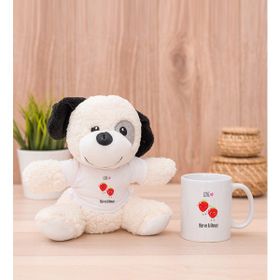 Hediye Dükkanı Kişiye Özel Sevimli Çilekler Beyaz Kupa Bardak ve Peluş Köpek