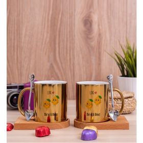 Hediye Dükkanı Kişiye Özel Sevimli Limonlar İkili Ahşap Altlıklı Gold Kupa Bardak