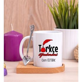 Hediye Dükkanı Kişiye Özel Türkçe Öğretmeni Ahşap Altlıklı Kaşıklı Beyaz Kupa Bardak