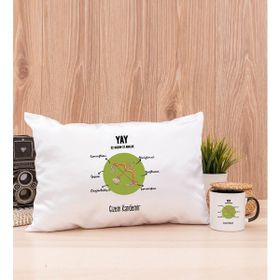 Hediye Dükkanı Kişiye Özel Yay Burcuna Hediye Siyah Kupa Bardak ve Dikdörtgen Yastık