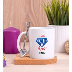 Hediye Dükkanı Super Dad Babaya Hediye Ahşap Altlıklı Kaşıklı Beyaz Kupa Bardak
