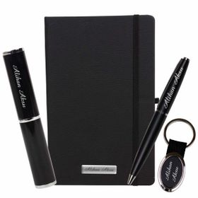Hediye Rengi İsme Özel Lastikli Defter Anahtarlık ve Kalem Tasarım Kutulu Hediye Seti