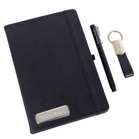 Hediye Rengi İsme Özel Siyah Defter Anahtarlık ve Kalem Özel Tasarım Kutulu​ Hediye Seti