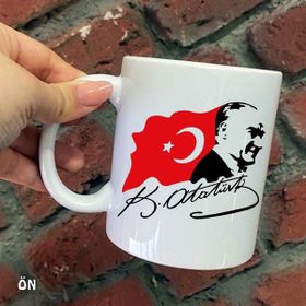 Hediyeci Abla Size Özel Atatürk Türk Bayraklı Seramik Baskılı Beyaz Kupa Bardak