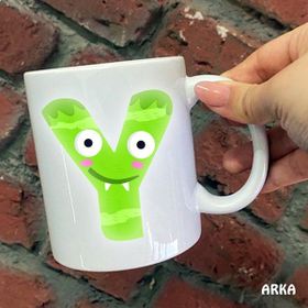 Hediyeci Abla Size Özel Neşeli Çocuk Harfli Y Seramik Baskılı Beyaz Kupa Bardak
