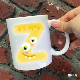 Hediyeci Abla Size Özel Neşeli Çocuk Harfli Z Seramik Baskılı Beyaz Kupa Bardak
