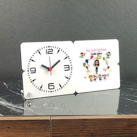 Hediyelen Ana Okulu Öğretmeni Ahşap Masa Saati
