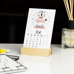 Hediyelen Avukat Turuncu Tasarım Duvar Saati