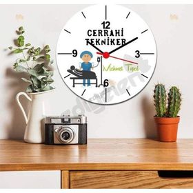 Hediyelen Cerrahi Tekniker Erkek Figür Duvar Saati