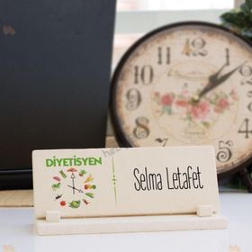 Hediyelen Diyetisyen Saat Tasarımlı Taş İsimlik