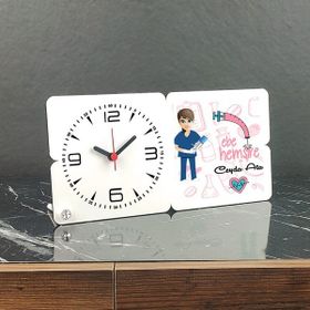 Hediyelen Ebe Hemşireye Hediye Ahşap Masa Saati