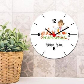 Hediyelen Gıda Mühendisi Kadın Figür Duvar Saati