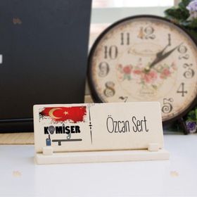 Hediyelen Komiser Taş İsimlik