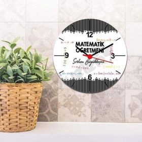 Hediyelen Matematik Öğretmeni Siyah Tasarım Duvar Saati