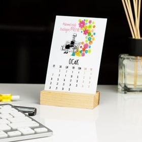 Hediyelen Mükemmel Erkeği Bekleyen Kadın Renki Tasarım Duvar Saati