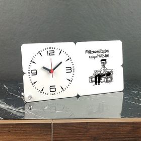 Hediyelen Mükemmel Kadını Bekleyen Erkek Duvar Saati