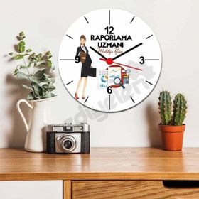Hediyelen Raporlama Uzmanı Kadın Figür Duvar Saati