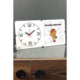Hediyelen Sorumlu Laborant Ahşap Masa Saati