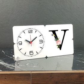 Hediyelen V Harfi Ahşap Masa Saati