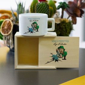 Hediyelen Vergi Müfettişi Çay Kahve Fincanı