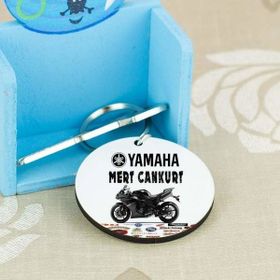 Hediyelen Yamaha Duvar Saati