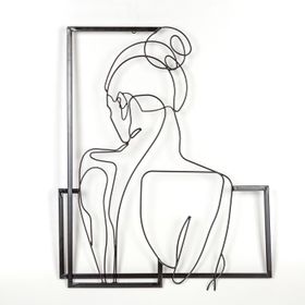 Herdekora Siyah 56x69x3 cm Dekoratif Sırtı Dönük Kadın Figürlü Metal Duvar Panosu