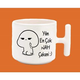 Hesaplısı Burada Yılın En Çok Nah Çekeni Espirili Baskılı T Kulplu Beyaz Kupa Bardak