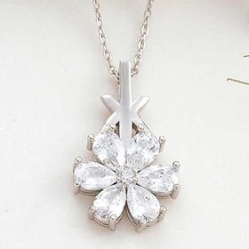 Himarry 925 Ayar Gümüş Beyaz Sevgi Cicegi Kadın Kolye