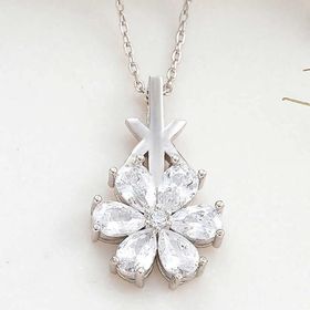 Himarry 925 Ayar Gümüş Beyaz Sevgi Cicegi Kadın Kolye