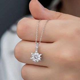 Himarry Çiçek Desenli Elmas Montür 925 Ayar Kadın Gümüş Kolye