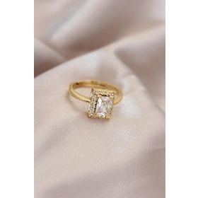 HomeStore Ayarlamalı Gold Renk Metal Zirkon ve Kristal Taşlı Dikdörtgen Model Yüzük