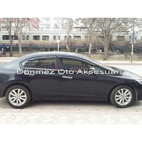 Honda Civic 2015 Mugen Cam Rüzgarlığı