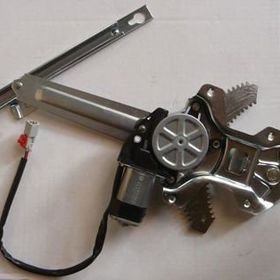 Honda CRV 1997-2001 Sağ Elektrikli Motorlu Arka Cam Krikosu