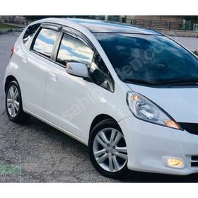 Honda Jazz Mügen Cam Rüzgarlığı