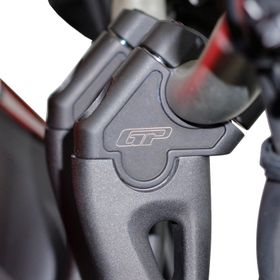 Honda VFR 800 Motor Brandası