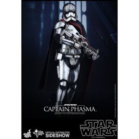 Hot Toys Captain Phasma Sixth Scale Figure