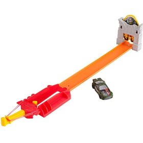 Hot Wheels DNN77 Yüksek Atlayış Yarış Seti