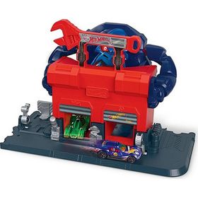 Hot Wheels FNB05 Şehirde Yaratık Macerası Oyun Seti