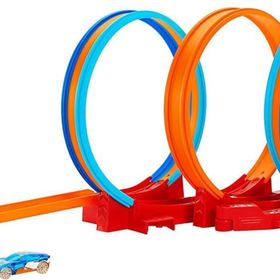 Hot Wheels HPX93 Üçlü Döngü Pisti 3 Halkalı Oyun Seti