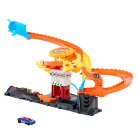 Hot Wheels HTN81 Pizza Dükkanında Kobra Macerası Oyun Seti