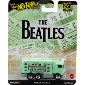 Hot Wheels HVJ45 Pop Culture Premium Arabalar
