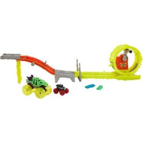 Hot Wheels HXT05 Monster Trucks Power Smashers Oyun Seti
