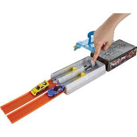 Hot Wheels İkili Pist Oyun Seti