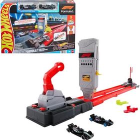 Hot Wheels JKM88 Formula 1 Hızlı Başlangıç Yarış Seti