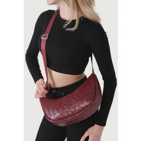 Housebags 256 Bordo Örgü Görünümlü Yarım Ay Askılı Kadın Çapraz Çanta