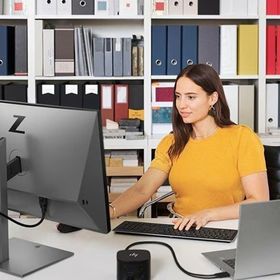 HP 25 1A9C9AA Z25xs G3 QHD Monitör