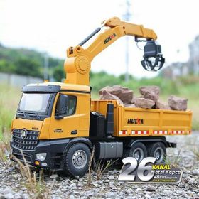 Huına 1575 1/14 2.4 GHZ Sesli Işıklı 26 Kanal RC Tutma Kollu Uzaktan Kumandalı Kepçeli Damperli Kamyon İş Makinası
