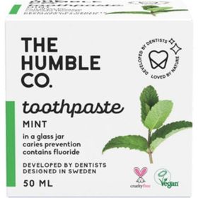 Humble Brush Florürlü Taze Nane 50 ml Humble Cam Kavanozda Diş Macunu